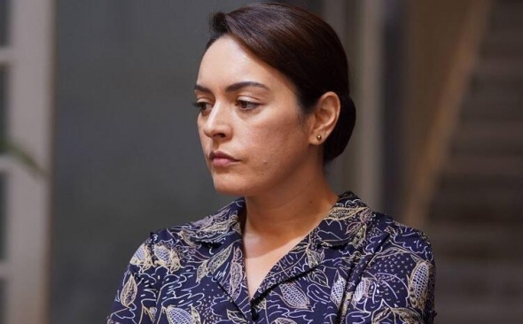 Ezgi Mola kimdir? Ezgi Mola kaç yaşında, nereli? Masumlar Apartmanı Safiye 3