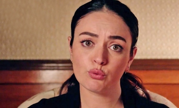 Ezgi Mola kimdir? Ezgi Mola kaç yaşında, nereli? Masumlar Apartmanı Safiye 7