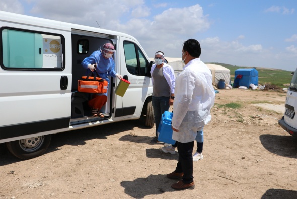 Tarım işçileri çadırlarda aşılanıyor 11