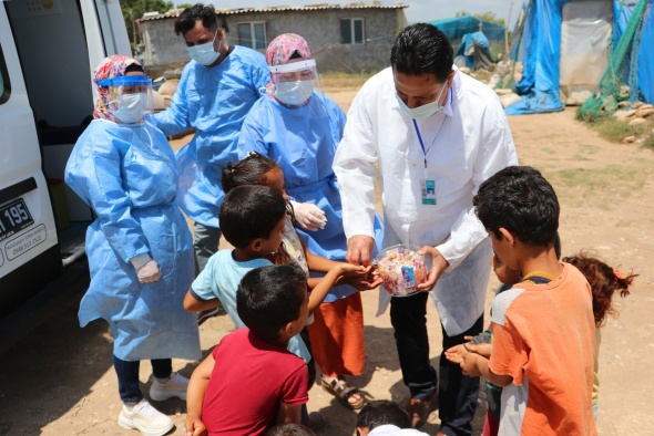 Tarım işçileri çadırlarda aşılanıyor 18