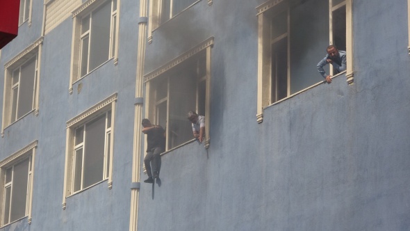 Yangında kurs merkezinde can pazarı 1