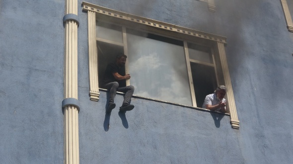 Yangında kurs merkezinde can pazarı 4