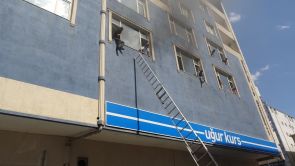 Yangında kurs merkezinde can pazarı 9