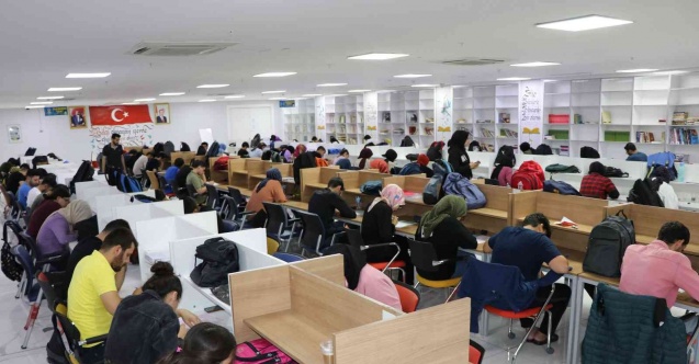 Sınava girecek öğrencilerden Canpolat’a teşekkür