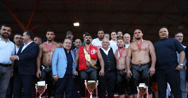 Tarihi Kırkpınar Yağlı Güreşleri’ne Antalya damgası