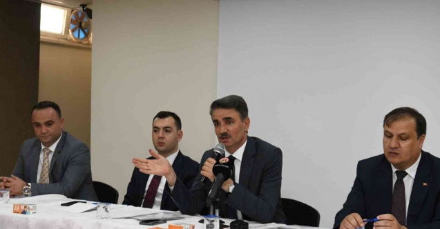 Vali Baruş: "Ormanlarımızı kaybedersek yeniden oluşmasını görmeye ömrümüz yetmez"