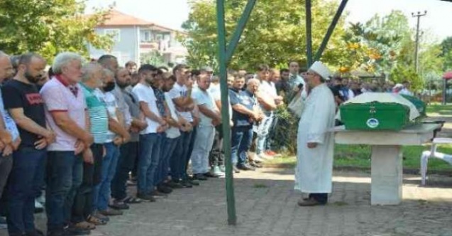 Solunum yetmezliğinden hayatını kaybetti, yakınları sudan etkilendiğini iddia etti