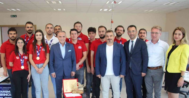 Otonom yük taşıma robotu birincilik getirdi