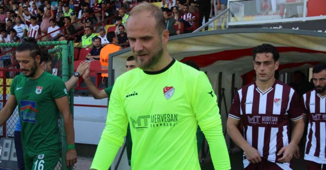 Hakan Canbazoğlu kalesini gole kapattı