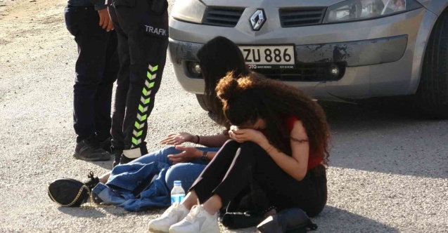 Minibüs kazasında yaralanan üniversite öğrencileri gözyaşı döktü