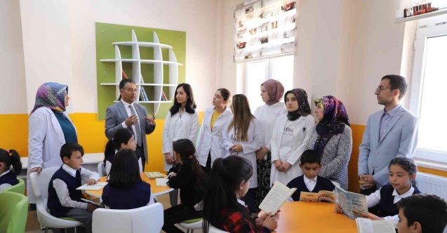 Dede Korkut’un adı Maden İlkokulu ve Ortaokulu kütüphanesinde yaşatılacak