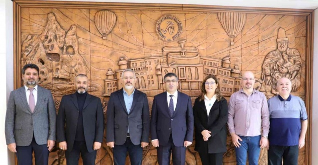 NEVÜ’ye iki atama