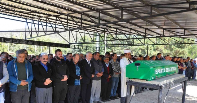 Kazada hayatını kaybeden genç kurye toprağa verildi