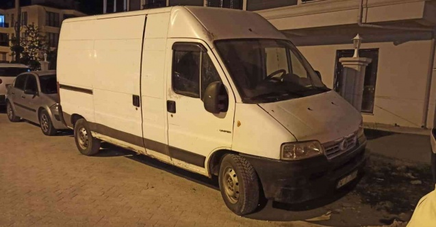 Sahte plakalı araç, cezadan kaçamadı