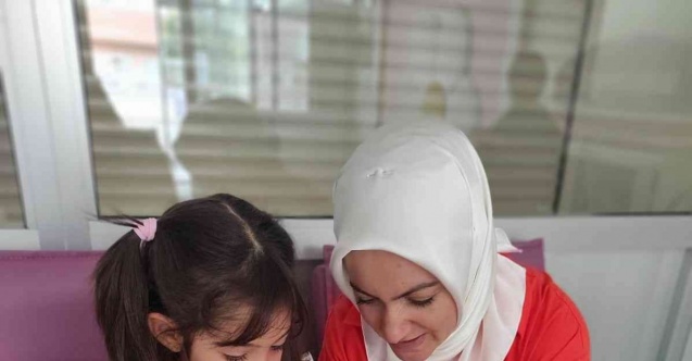 Anaokulu öğrencileri için kitap yazdı