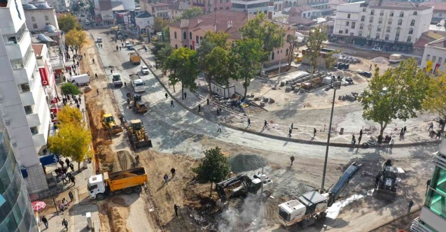 Başkan seçim öncesi söz vermişti, kent şantiye alanına döndü