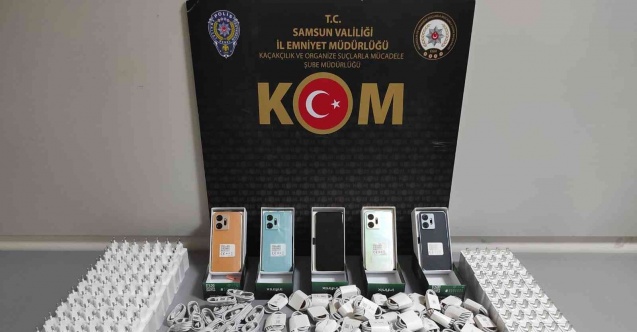 Samsun’da kaçak cep telefonu ve adaptörü ele geçirildi