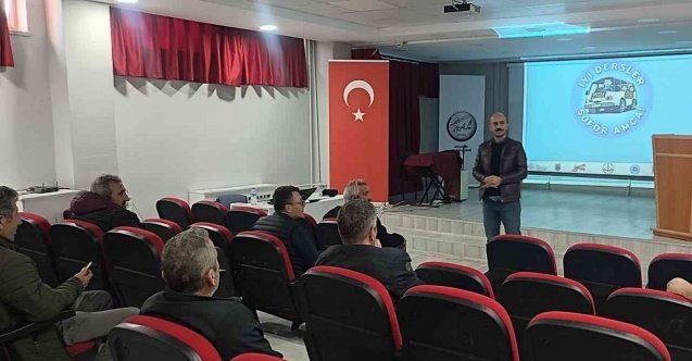 Servis sürücüleri eğitimden geçti