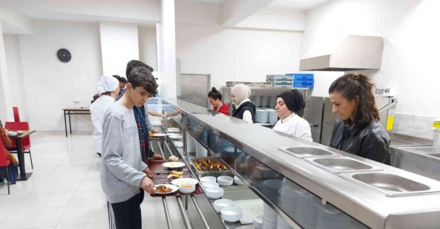 Samsun’da 32 binden fazla öğrenciye ücretsiz yemek