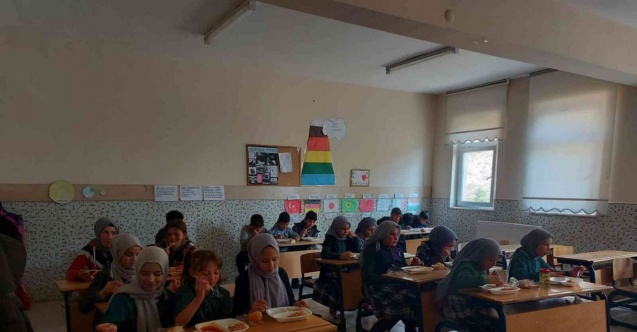 Afyonkarahisar’da 16 bin 238 öğrenci ücretsiz yemek yiyor