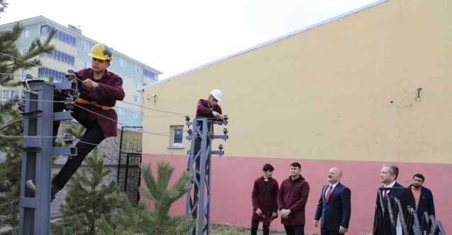 Ağrı ‘da meslek lisesine 3,2 milyon TL makine ve araç-gereç alınacak