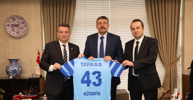 "Hakemlerimizin yanındayız"