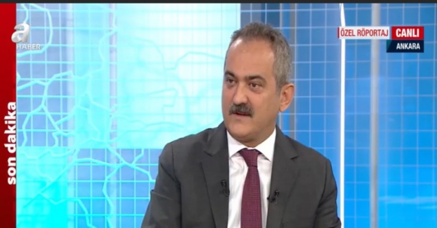 Bakan Özer 2023 Öğretmen atamaları konusunda açıklama yaptı.