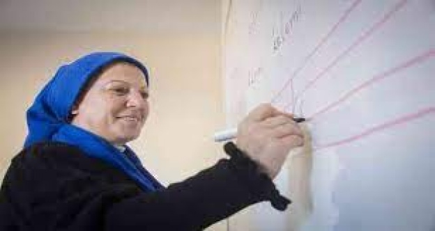 Mersin’de okuma yazma bilmeyen kadınlara özel kurs