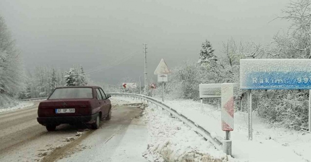 Kastamonu’da kar yağışı etkili oluyor