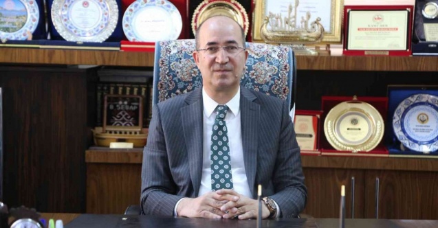 Üniversite öğrencilerine biner lira destek