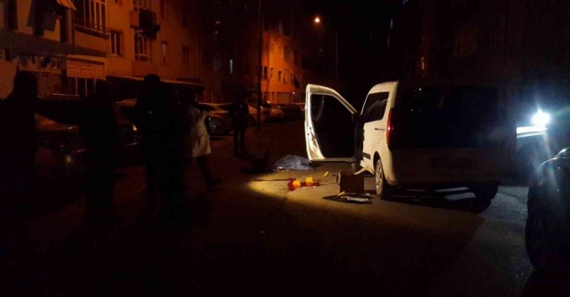 Kırklareli’nde aracına binerken tüfekle vurulan kişi hayatını kaybetti