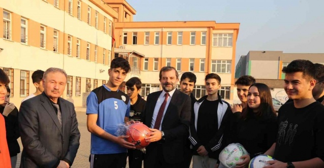 Gençler istedi, Başkan Işık yaptı