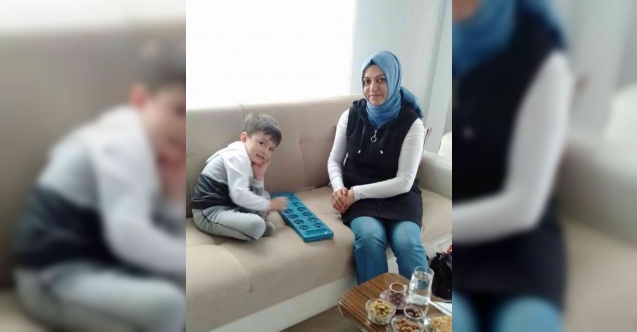 Mangala oynayarak matematiği sevdiriyor