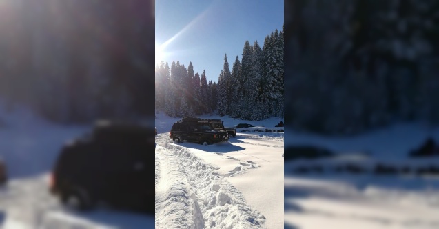 Kar kalınlığının 50 santimetreyi bulduğu Karabük’te, arazi araçlarıyla karın keyfini çıkardılar