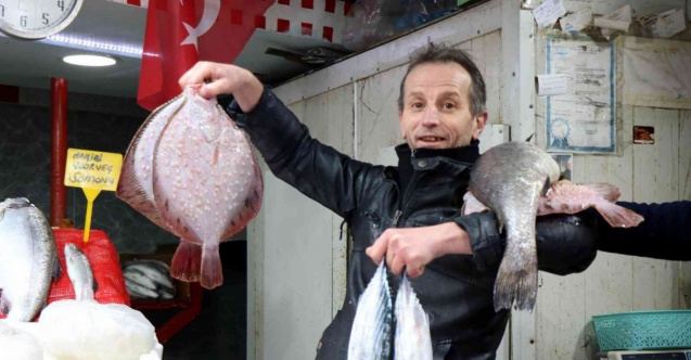 Havalar soğudu, balık tezgahları şenlendi