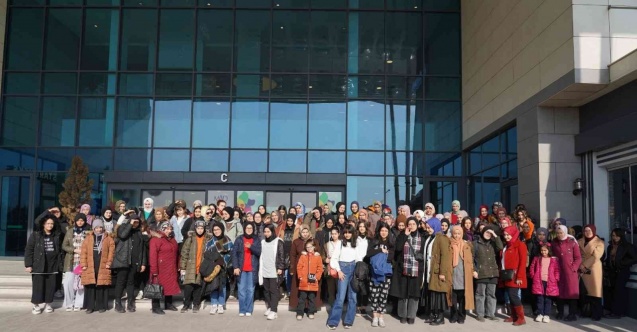 Lise Medeniyet Akademisi gençleri aileleriyle sinemada buluştu