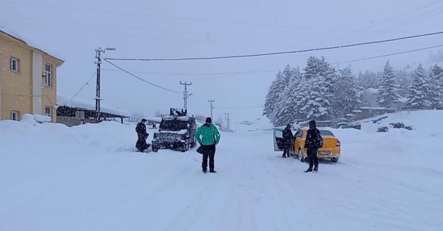 Tunceli-Erzincan yolu araç trafiğine kapatıldı