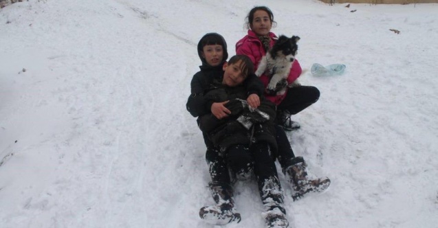 Siirt’te birçok köy okullarında eğitime ara verildi