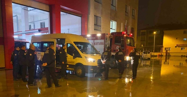 23 Kasım’da depremi yaşamış Düzce’den ekipler yola çıktı