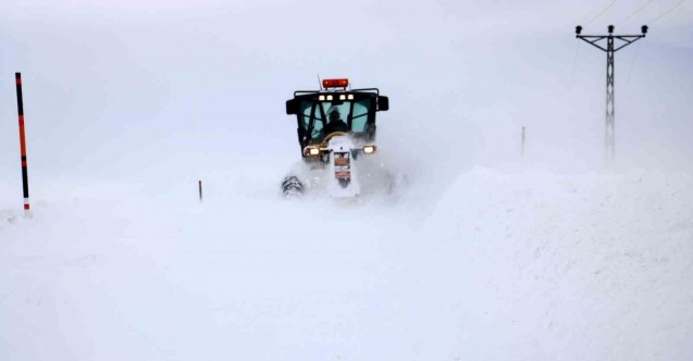 Sivas’ta 482 köy yolu ulaşıma kapandı