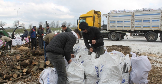 Deprem bölgesine yardımlar artarak sürüyor
