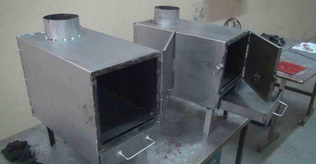 Deprem bölgeleri için çadır sobası imal ediliyor