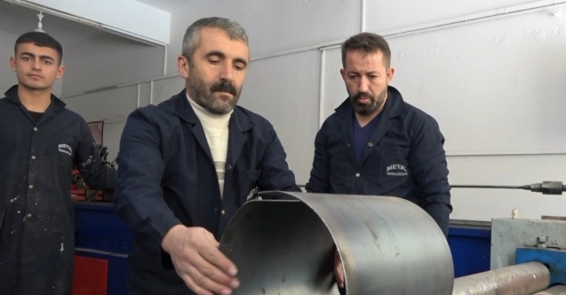 Tatillerini iptal eden öğrenciler depremzedeler için soba üretmeye başladı