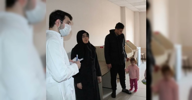 Depremzedelerin sağlık taraması yapıldı