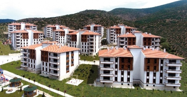 Cumhuriyet tarihinin en büyük afet konut seferberliği başladı