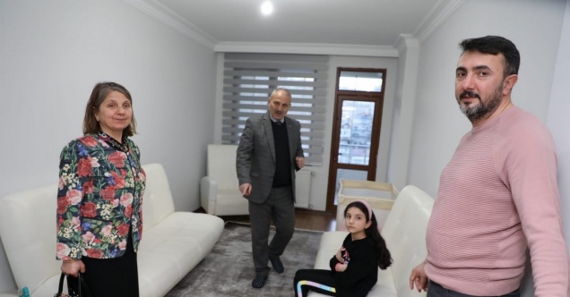 Başkan Demirtaş: "Depremzedelere kapımız sonuna kadar açık”