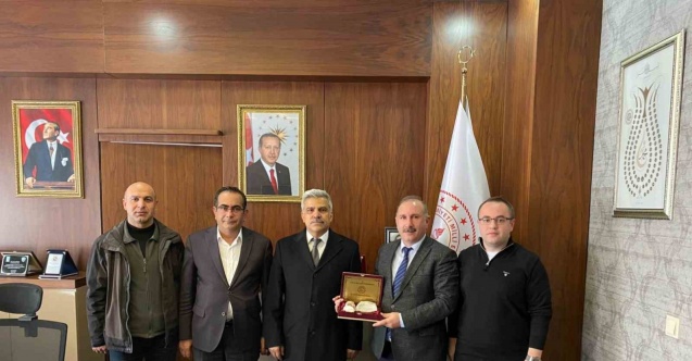 Ağrı Emniyet Müdürü Özen, Hasanoğlu’na veda ziyaretinde bulundu