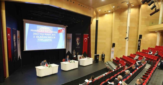 Marmaris Belediye Başkanı Oktay: "Kimse siyaset peşinde koşmasın"