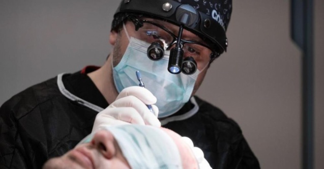 Dr. Levent Acar: 'Saç ekiminde doğal görünüm nasıl elde edilir'