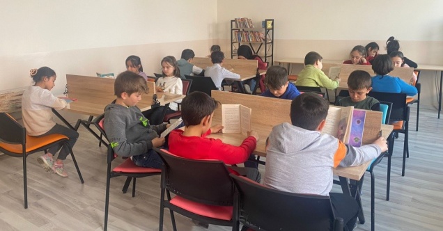 Hisarcık Cumhuriyet İlkokulu Kütüphanesi’nin işlevselliği arttırıldı